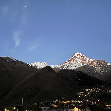Family Hotel 7 Sisters Kazbegi Εξωτερικό φωτογραφία