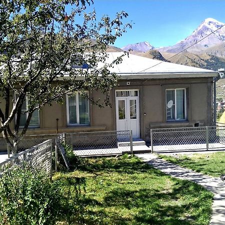 Family Hotel 7 Sisters Kazbegi Δωμάτιο φωτογραφία
