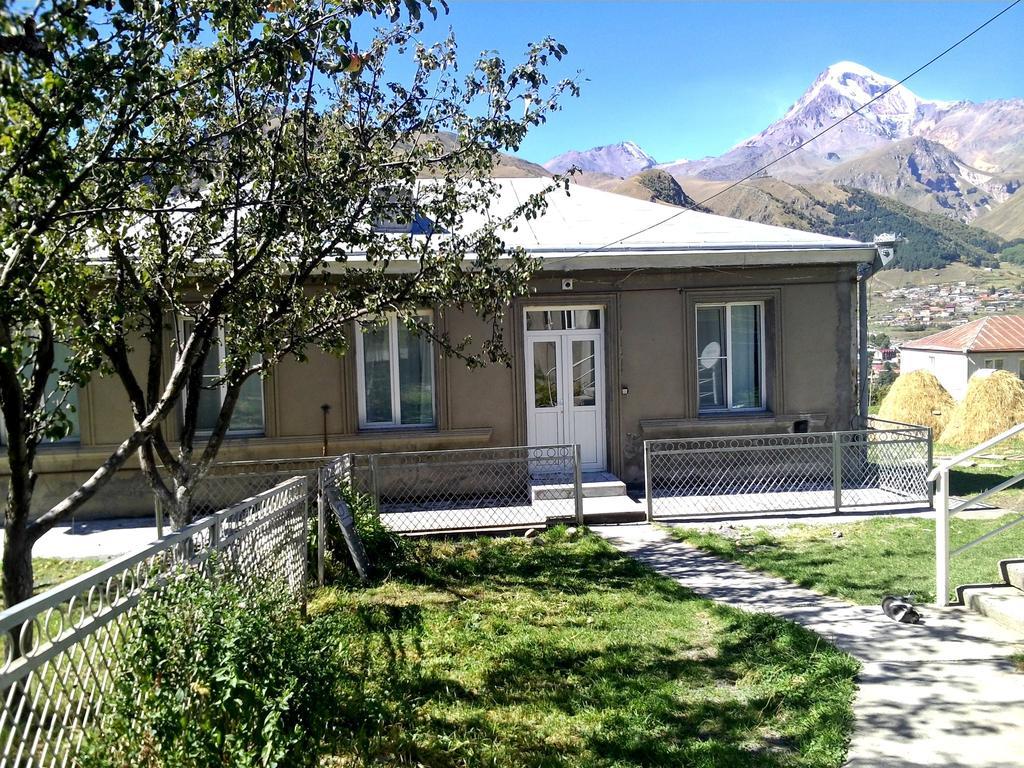 Family Hotel 7 Sisters Kazbegi Δωμάτιο φωτογραφία